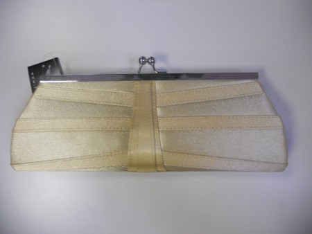 09-cena 14,90€